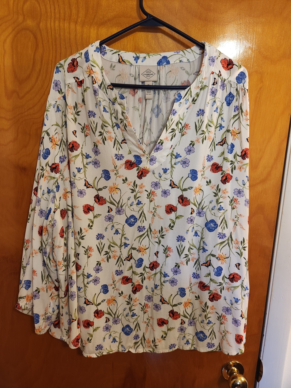 St. John's Bay White Floral V-Neck Blouse with Red & Blue Blooms